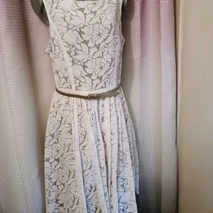 Jessica Howard Ivory Floral Lace Midi Dress